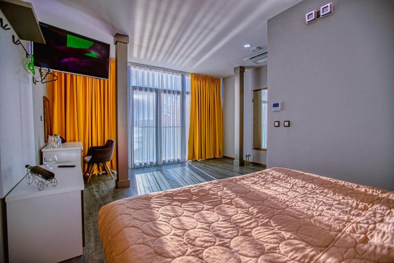 Hotel Nova Riviera Ohrid Bagian luar foto