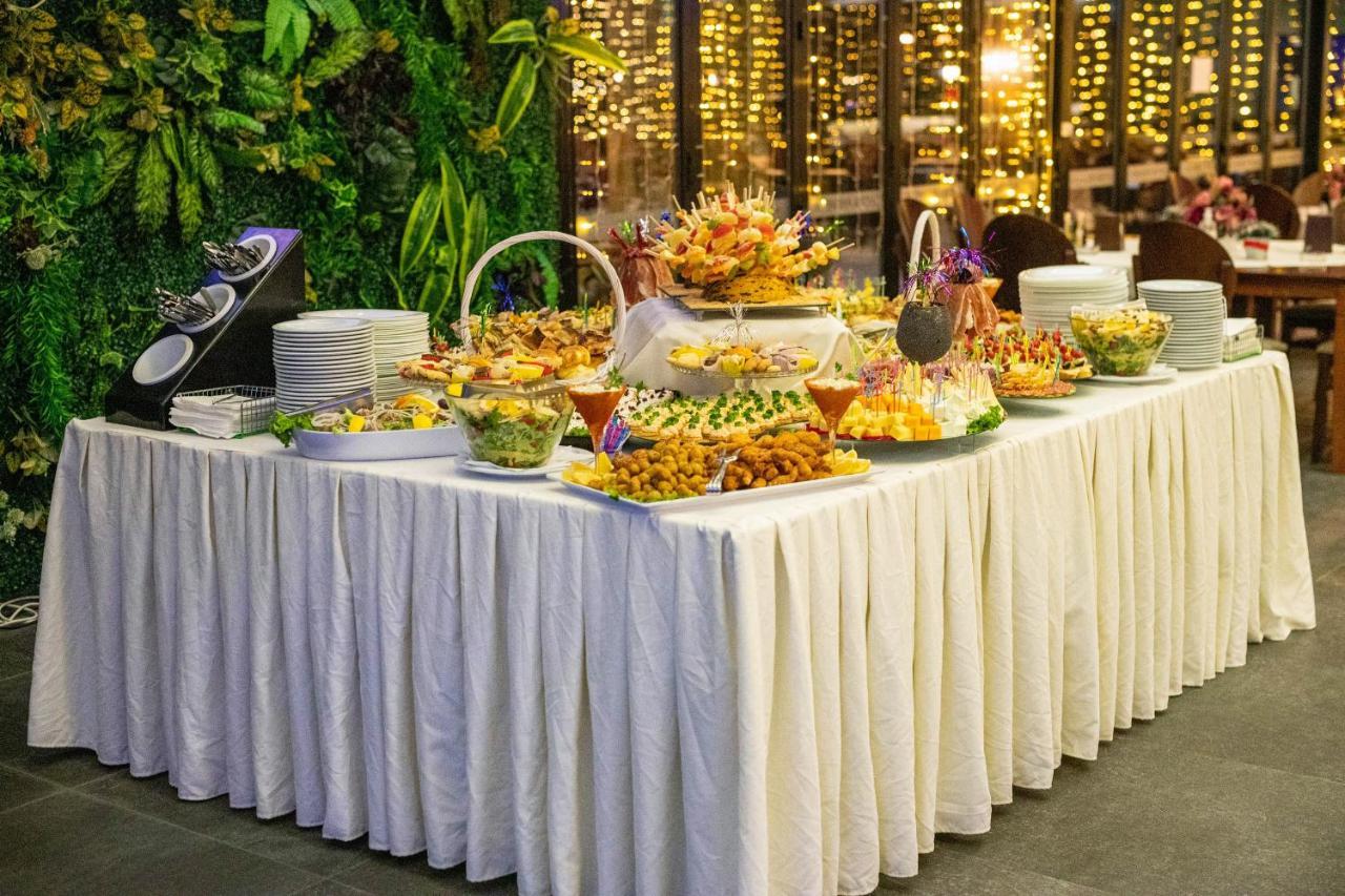 Hotel Nova Riviera Ohrid Bagian luar foto