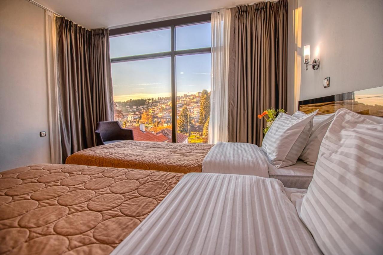 Hotel Nova Riviera Ohrid Bagian luar foto
