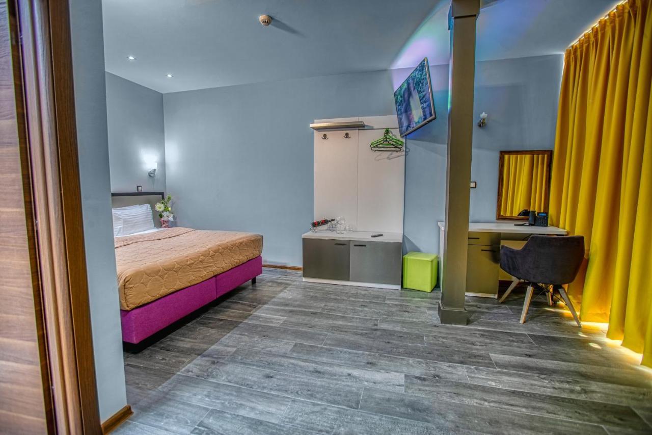 Hotel Nova Riviera Ohrid Bagian luar foto